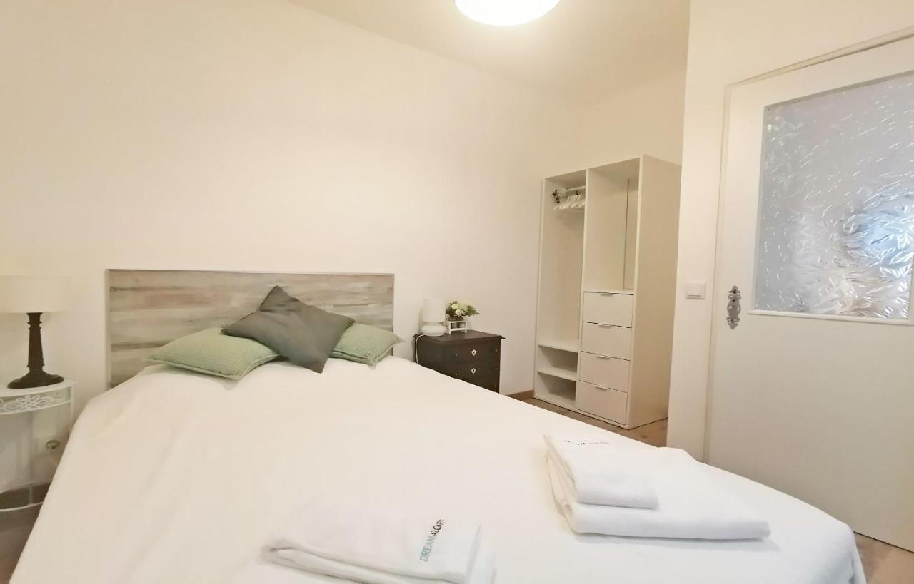 A41 - Olive Tree Street 1 Bed Flat Apartamento Lagos Exterior foto